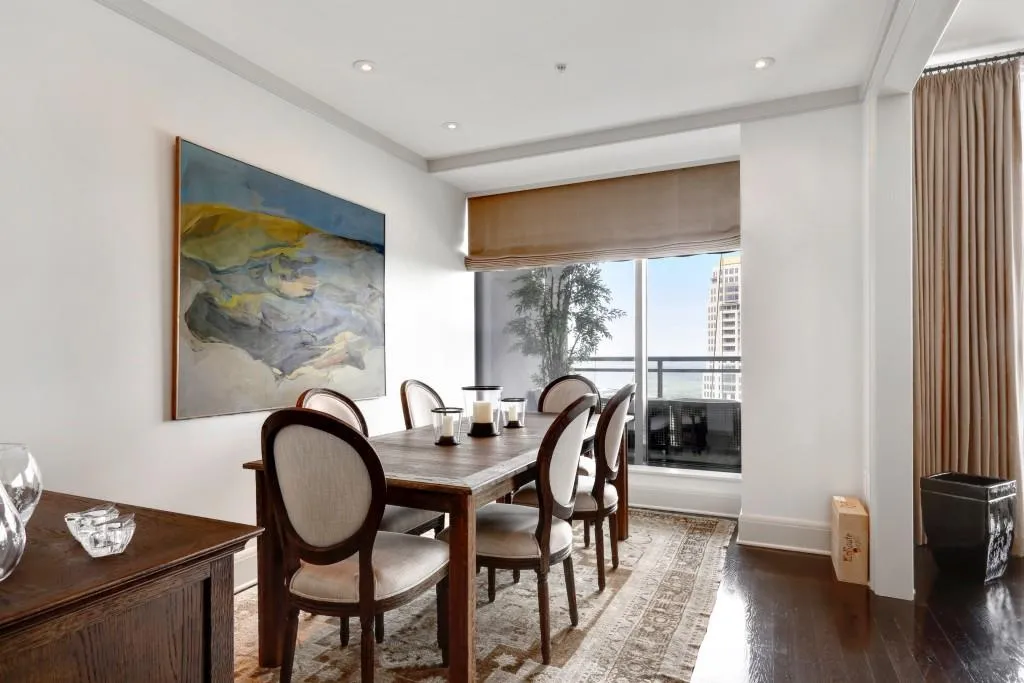 3344 Peachtree Road Unit 3303, Atlanta, Georgia 30326, 2 Bedrooms Bedrooms, ,2 BathroomsBathrooms,Residential,Sold,3344 Peachtree Road Unit 3303,5692189