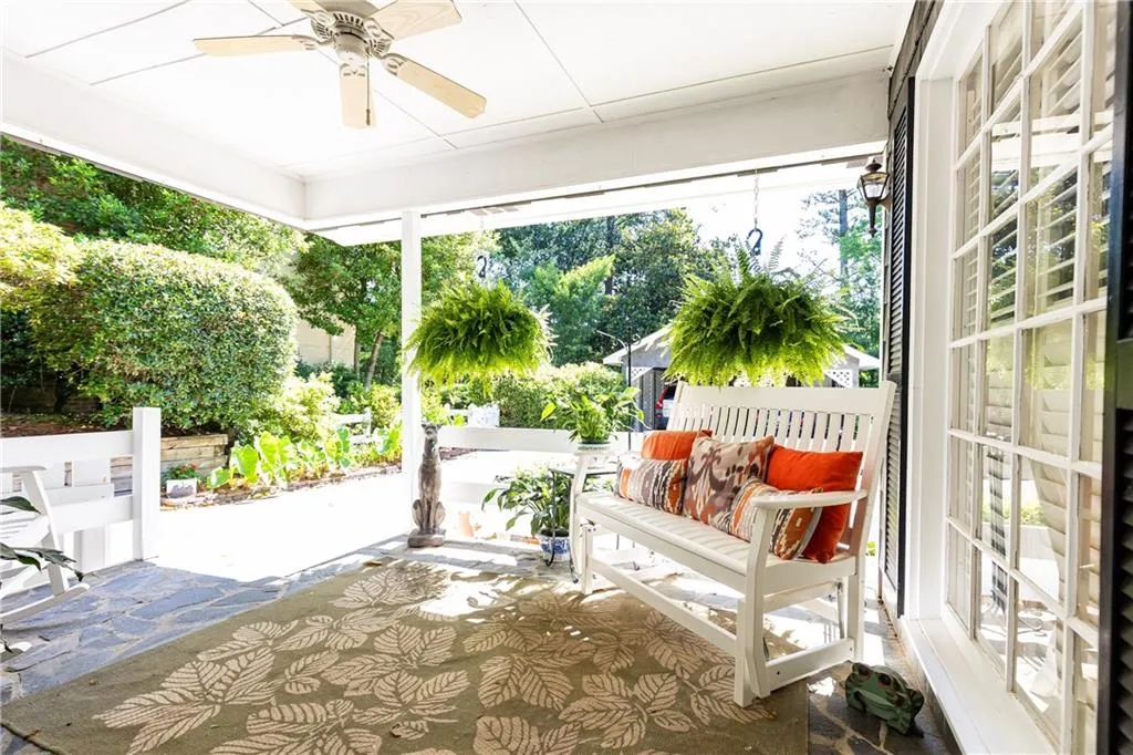 3099 Farmington Drive Se, Atlanta, Georgia 30339, 4 Bedrooms Bedrooms, ,3 BathroomsBathrooms,Residential,For Sale,3099 Farmington Drive Se,7668736