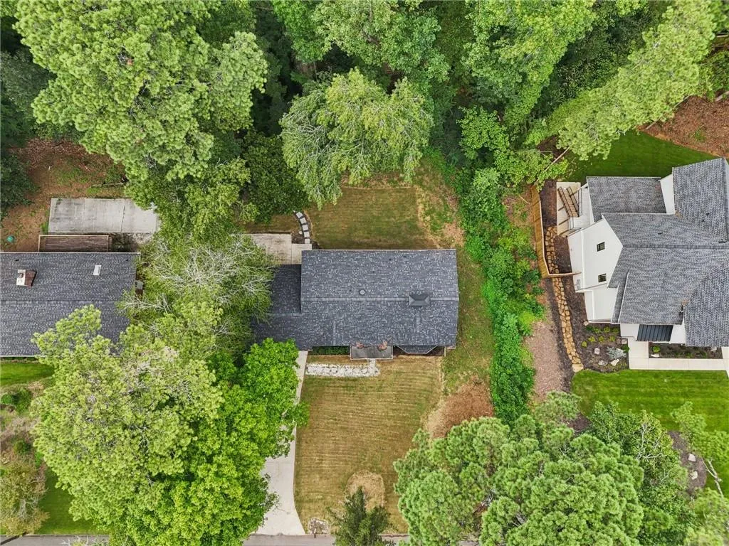 335 Amberidge Trail, Atlanta, Georgia 30328, 4 Bedrooms Bedrooms, ,3 BathroomsBathrooms,Residential,For Sale,335 Amberidge Trail,7625813