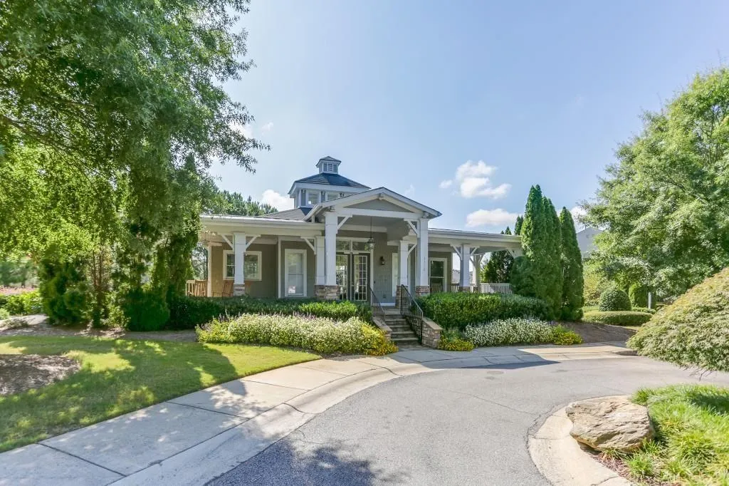 3542 Chattahoochee Summit Lane Se, Atlanta, Georgia 30339, 3 Bedrooms Bedrooms, ,3 BathroomsBathrooms,Residential,For Sale,3542 Chattahoochee Summit Lane Se,7642819