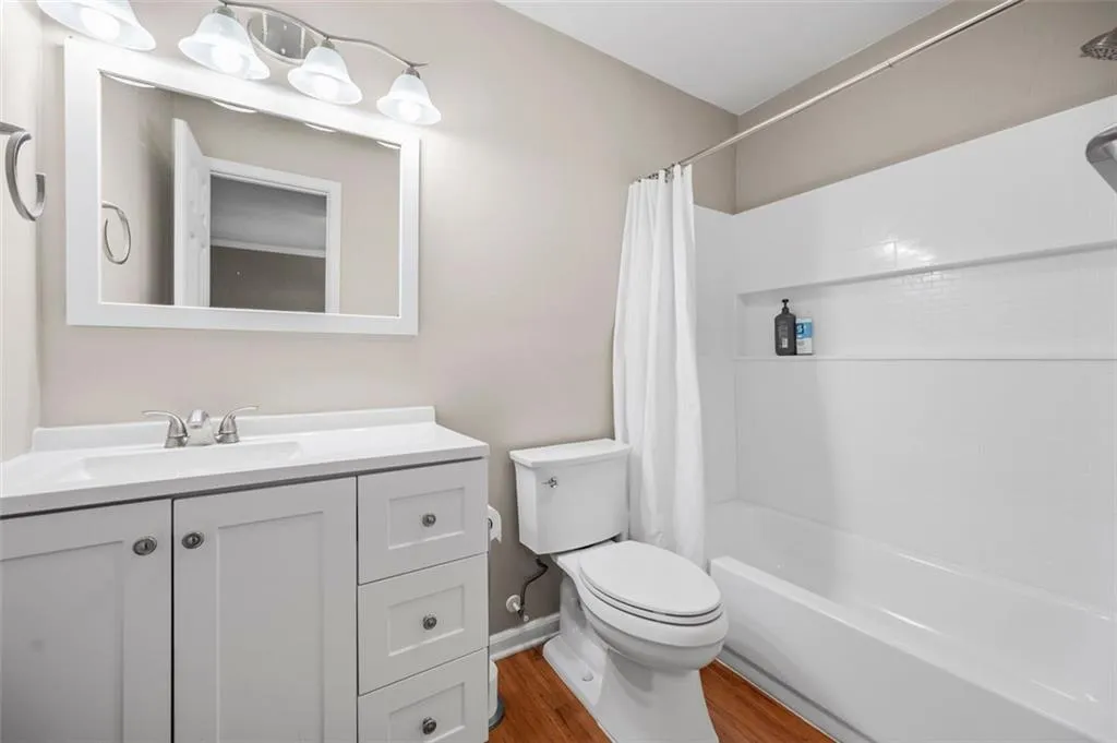3542 Chattahoochee Summit Lane Se, Atlanta, Georgia 30339, 3 Bedrooms Bedrooms, ,3 BathroomsBathrooms,Residential,For Sale,3542 Chattahoochee Summit Lane Se,7642819