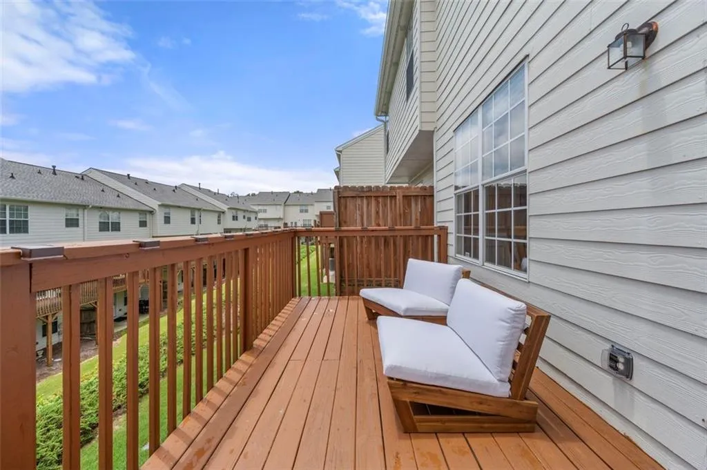 3542 Chattahoochee Summit Lane Se, Atlanta, Georgia 30339, 3 Bedrooms Bedrooms, ,3 BathroomsBathrooms,Residential,For Sale,3542 Chattahoochee Summit Lane Se,7642819