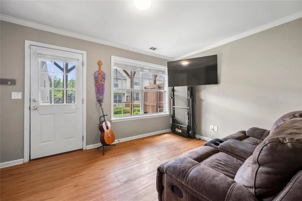3542 Chattahoochee Summit Lane Se, Atlanta, Georgia 30339, 3 Bedrooms Bedrooms, ,3 BathroomsBathrooms,Residential,For Sale,3542 Chattahoochee Summit Lane Se,7642819