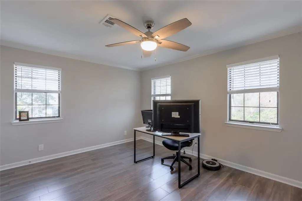 405 Barrington Hills Drive, Sandy Springs, Georgia 30350, 2 Bedrooms Bedrooms, ,2 BathroomsBathrooms,Residential,Sold,405 Barrington Hills Drive,6847193