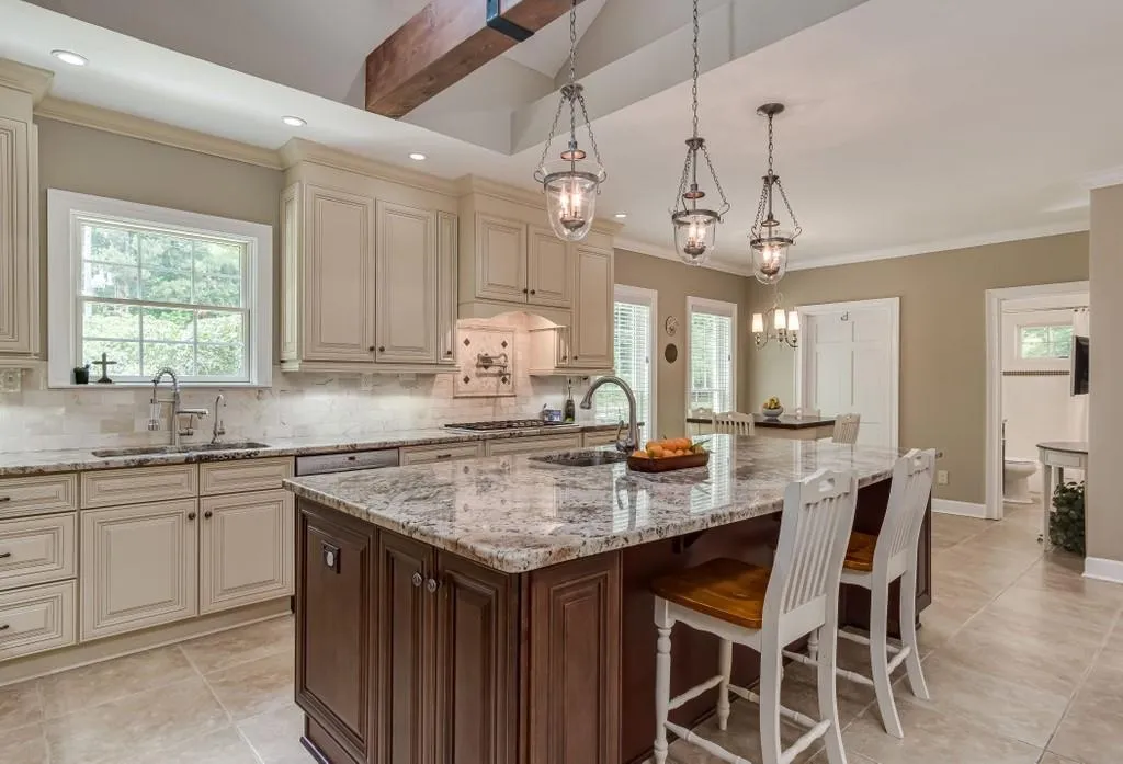 1310 Heards Ferry Road Nw, Atlanta, Georgia 30328, 5 Bedrooms Bedrooms, ,6 BathroomsBathrooms,Residential,Sold,1310 Heards Ferry Road Nw,6736969