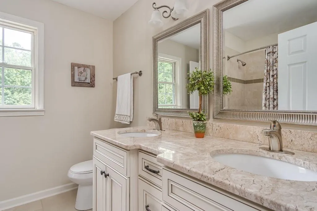 1310 Heards Ferry Road Nw, Atlanta, Georgia 30328, 5 Bedrooms Bedrooms, ,6 BathroomsBathrooms,Residential,Sold,1310 Heards Ferry Road Nw,6736969