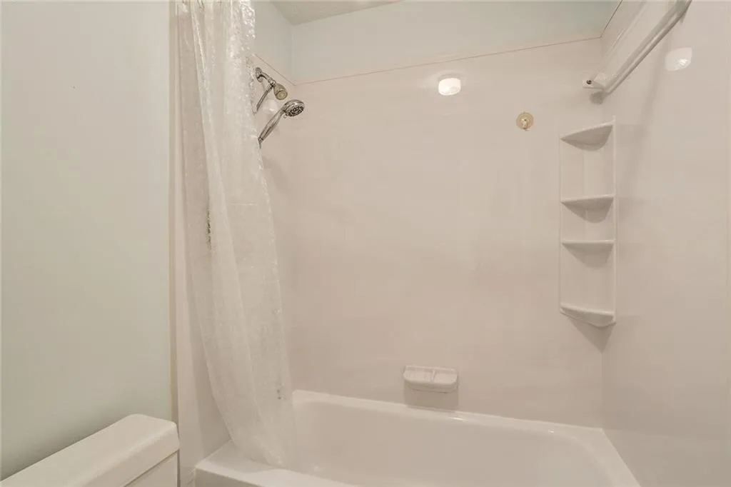 109 Gettysburg Place Unit 0, Sandy Springs, Georgia 30350, 2 Bedrooms Bedrooms, ,1 BathroomBathrooms,Residential,Sold,109 Gettysburg Place Unit 0,5738568