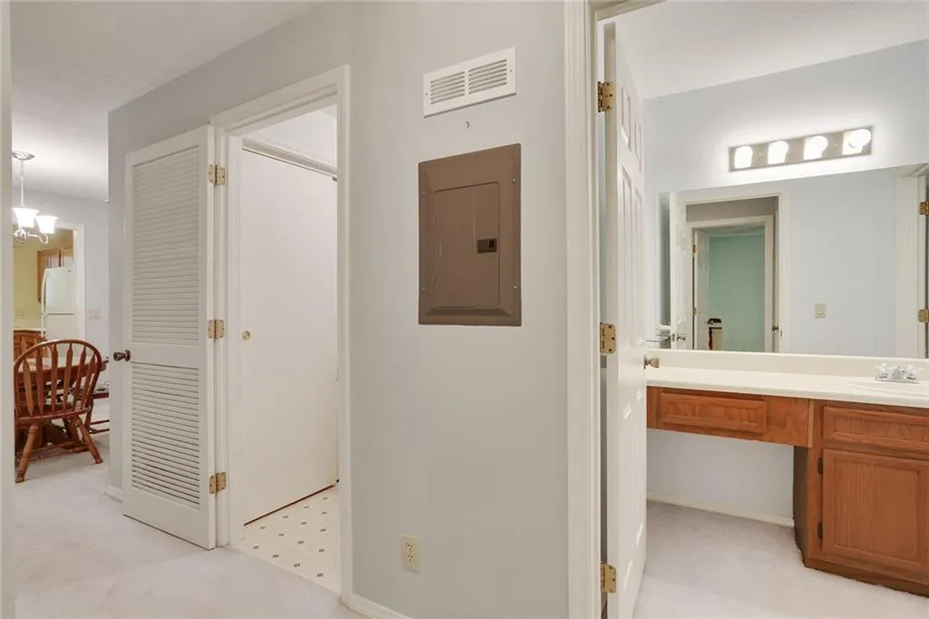 109 Gettysburg Place Unit 0, Sandy Springs, Georgia 30350, 2 Bedrooms Bedrooms, ,1 BathroomBathrooms,Residential,Sold,109 Gettysburg Place Unit 0,5738568