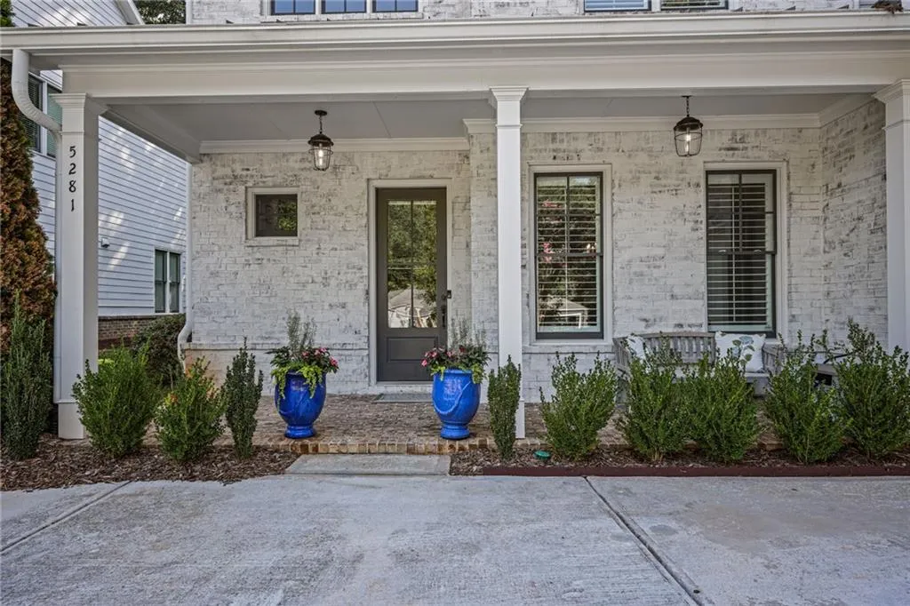 5281 Green Hill Place, Sandy Springs, Georgia 30342, 5 Bedrooms Bedrooms, 0 ,4 BathroomsBathrooms,Residential,Sold,5281 Green Hill Place,7841502