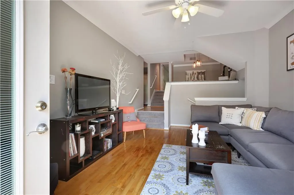 4254 River Green Drive Nw Unit 615, Atlanta, Georgia 30327, 2 Bedrooms Bedrooms, ,2 BathroomsBathrooms,Residential,Sold,4254 River Green Drive Nw Unit 615,6053508