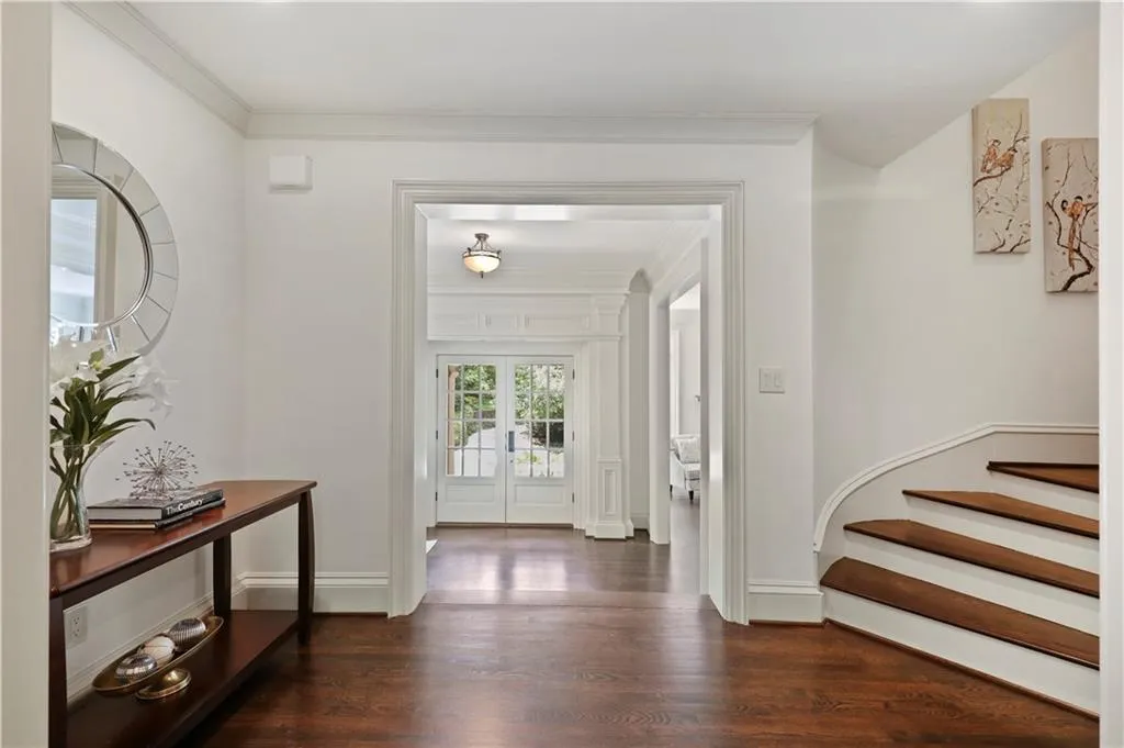 4917 Rebel Trail, Atlanta, Georgia 30327, 6 Bedrooms Bedrooms, ,5 BathroomsBathrooms,Residential,Sold,4917 Rebel Trail,6959559