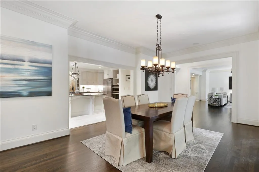 4917 Rebel Trail, Atlanta, Georgia 30327, 6 Bedrooms Bedrooms, ,5 BathroomsBathrooms,Residential,Sold,4917 Rebel Trail,6959559