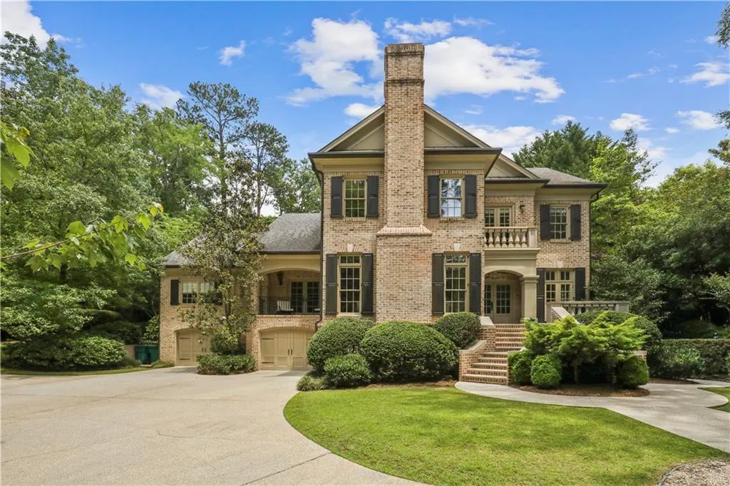 4917 Rebel Trail, Atlanta, Georgia 30327, 6 Bedrooms Bedrooms, ,5 BathroomsBathrooms,Residential,Sold,4917 Rebel Trail,6959559