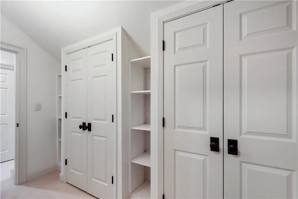 4917 Rebel Trail, Atlanta, Georgia 30327, 6 Bedrooms Bedrooms, ,5 BathroomsBathrooms,Residential,Sold,4917 Rebel Trail,6959559