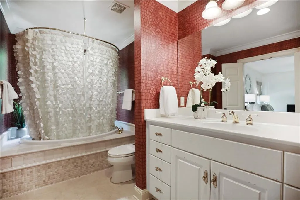 4917 Rebel Trail, Atlanta, Georgia 30327, 6 Bedrooms Bedrooms, ,5 BathroomsBathrooms,Residential,Sold,4917 Rebel Trail,6959559