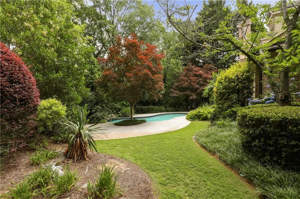 4917 Rebel Trail, Atlanta, Georgia 30327, 6 Bedrooms Bedrooms, ,5 BathroomsBathrooms,Residential,Sold,4917 Rebel Trail,6959559