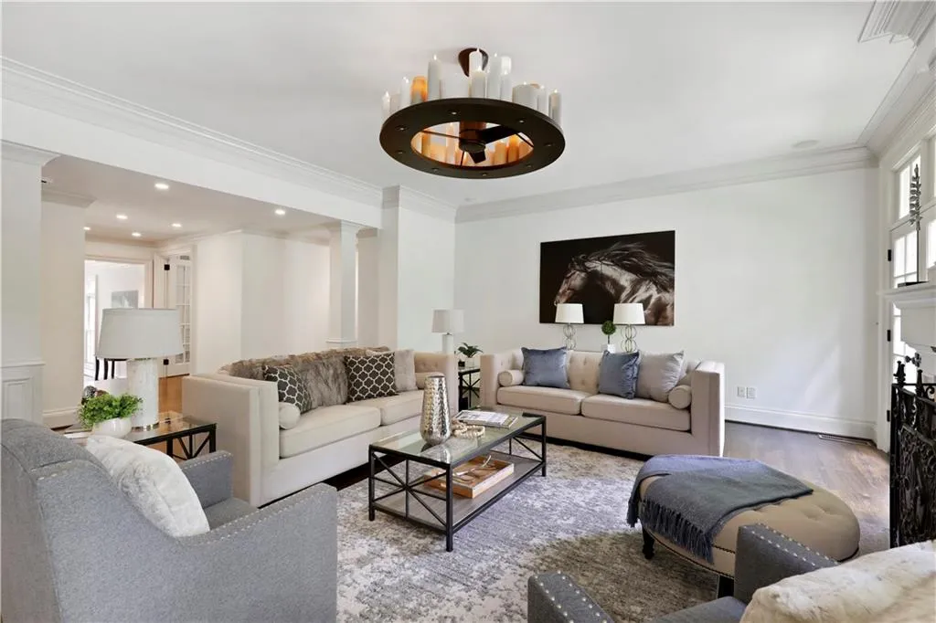 4917 Rebel Trail, Atlanta, Georgia 30327, 6 Bedrooms Bedrooms, ,5 BathroomsBathrooms,Residential,Sold,4917 Rebel Trail,6959559