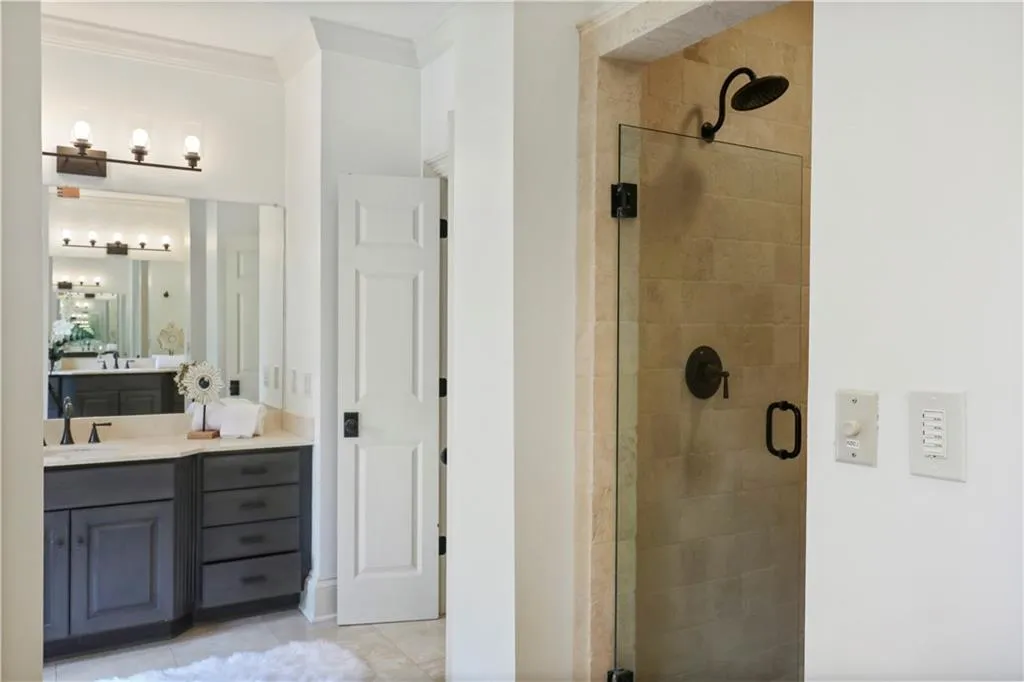 4917 Rebel Trail, Atlanta, Georgia 30327, 6 Bedrooms Bedrooms, ,5 BathroomsBathrooms,Residential,Sold,4917 Rebel Trail,6959559