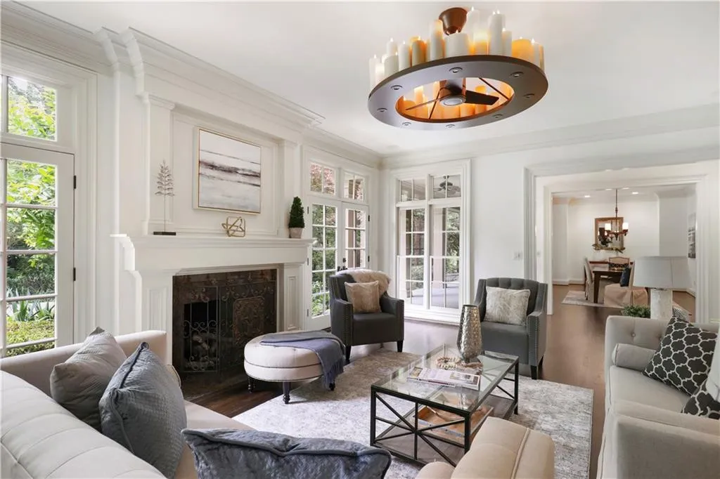 4917 Rebel Trail, Atlanta, Georgia 30327, 6 Bedrooms Bedrooms, ,5 BathroomsBathrooms,Residential,Sold,4917 Rebel Trail,6959559