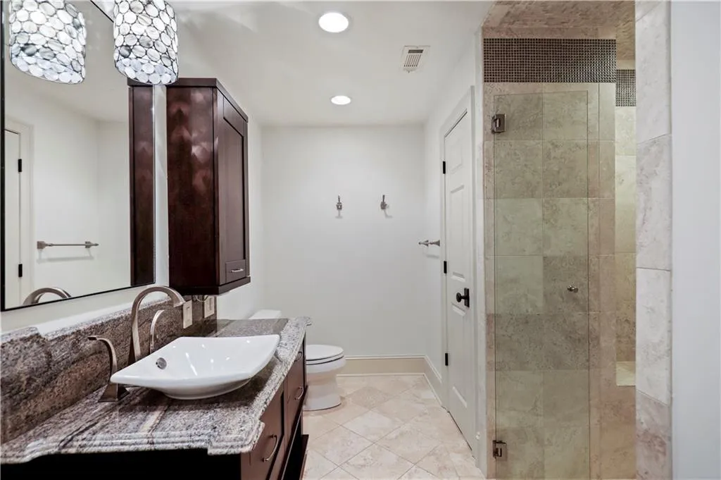 4917 Rebel Trail, Atlanta, Georgia 30327, 6 Bedrooms Bedrooms, ,5 BathroomsBathrooms,Residential,Sold,4917 Rebel Trail,6959559