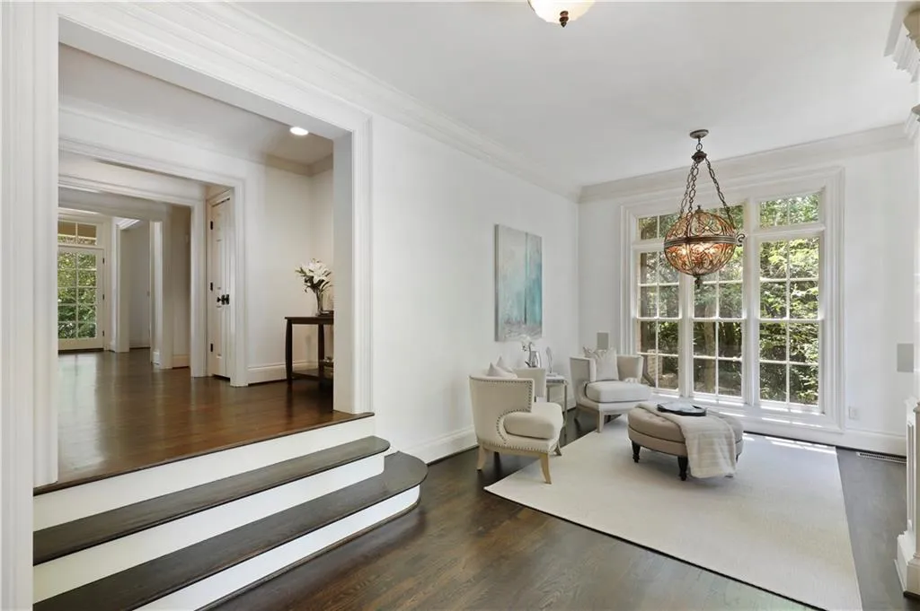 4917 Rebel Trail, Atlanta, Georgia 30327, 6 Bedrooms Bedrooms, ,5 BathroomsBathrooms,Residential,Sold,4917 Rebel Trail,6959559