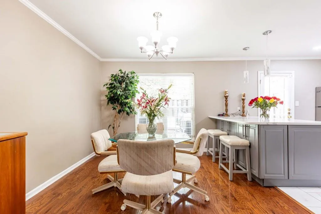 10 Market Square Place Nw, Atlanta, Georgia 30318, 2 Bedrooms Bedrooms, ,2 BathroomsBathrooms,Residential,For Sale,10 Market Square Place Nw,7622594