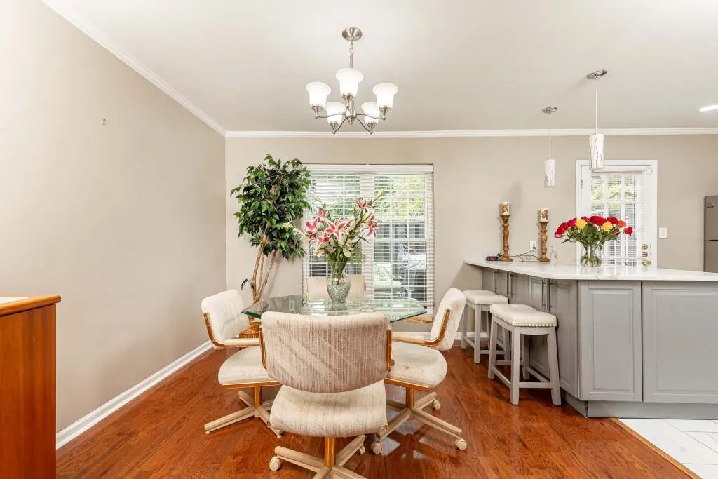 10 Market Square Place Nw, Atlanta, Georgia 30318, 2 Bedrooms Bedrooms, ,2 BathroomsBathrooms,Residential,For Sale,10 Market Square Place Nw,7622594