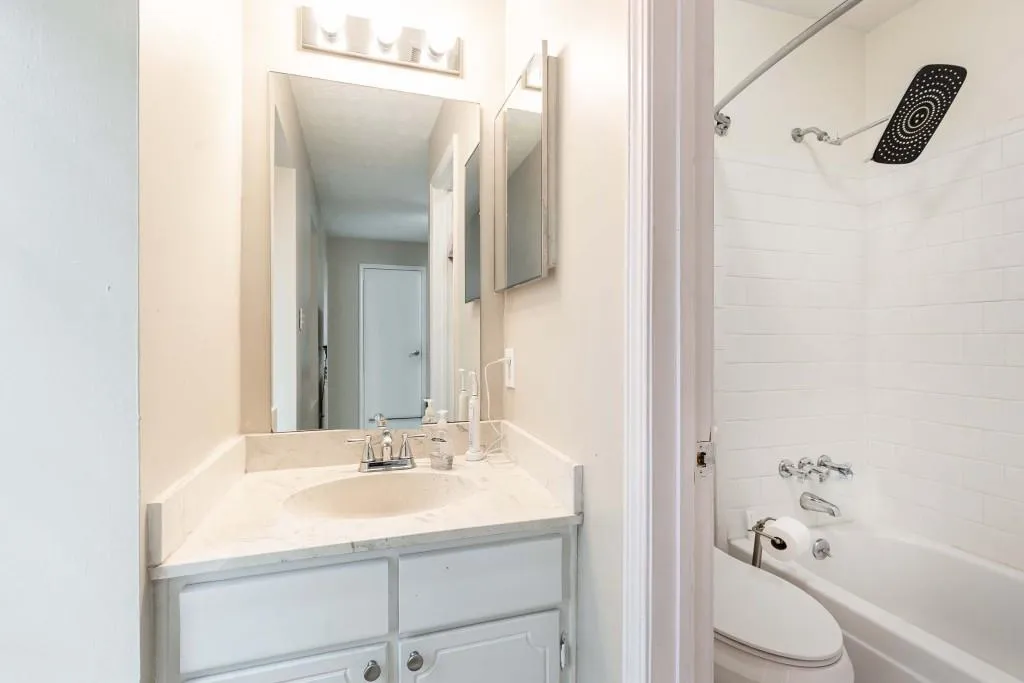 10 Market Square Place Nw, Atlanta, Georgia 30318, 2 Bedrooms Bedrooms, ,2 BathroomsBathrooms,Residential,For Sale,10 Market Square Place Nw,7622594