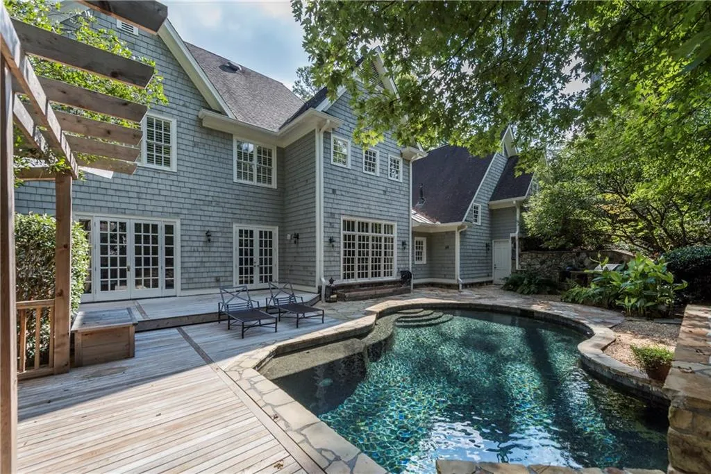 2790 Howell Mill Road Nw, Atlanta, Georgia 30327, 6 Bedrooms Bedrooms, ,5 BathroomsBathrooms,Residential,Sold,2790 Howell Mill Road Nw,5757235
