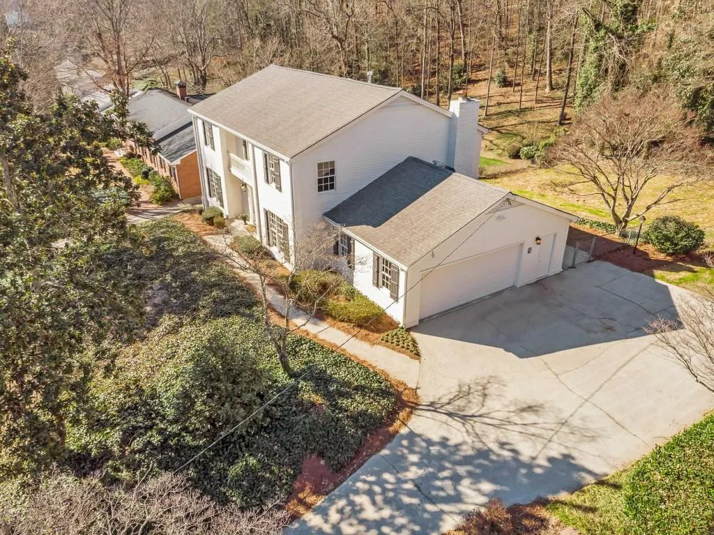 60 Brandon Ridge Drive, Sandy Springs, Georgia 30328, 5 Bedrooms Bedrooms, ,3 BathroomsBathrooms,Residential,Sold,60 Brandon Ridge Drive,6119855