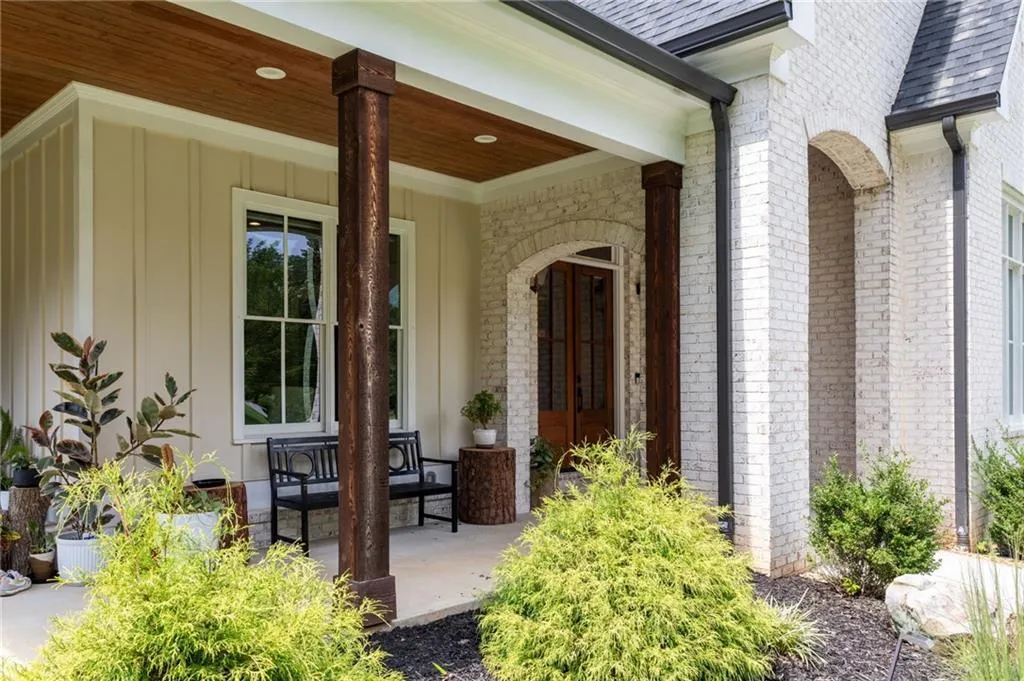 4218 Oak Forest Dr., Atlanta, Georgia 30319, 6 Bedrooms Bedrooms, 0 ,7 BathroomsBathrooms,Residential,For Sale,4218 Oak Forest Dr.,7829370