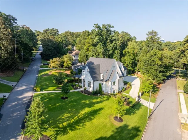 4218 Oak Forest Dr., Atlanta, Georgia 30319