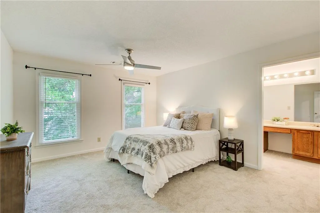 Spacious Primary Suite