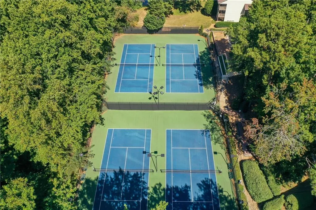 Community Tennis Courts