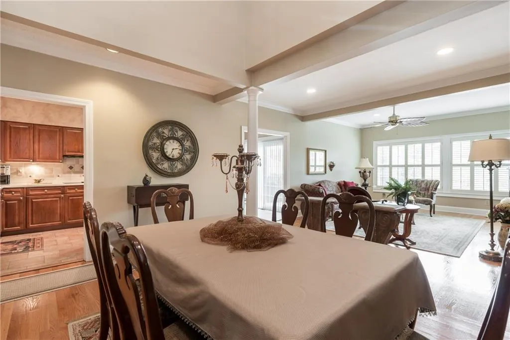5996 Mitchell Road Unit 12, Sandy Springs, Georgia 30328, 3 Bedrooms Bedrooms, ,3 BathroomsBathrooms,Residential,Sold,5996 Mitchell Road Unit 12,6048635