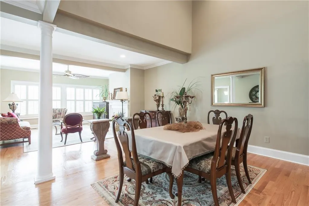 5996 Mitchell Road Unit 12, Sandy Springs, Georgia 30328, 3 Bedrooms Bedrooms, ,3 BathroomsBathrooms,Residential,Sold,5996 Mitchell Road Unit 12,6048635