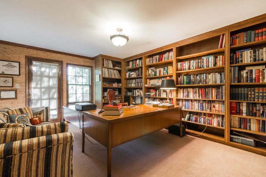 20 Glen Oaks Drive, Atlanta, Georgia 30327, 5 Bedrooms Bedrooms, ,4 BathroomsBathrooms,Residential,Sold,20 Glen Oaks Drive,5771665