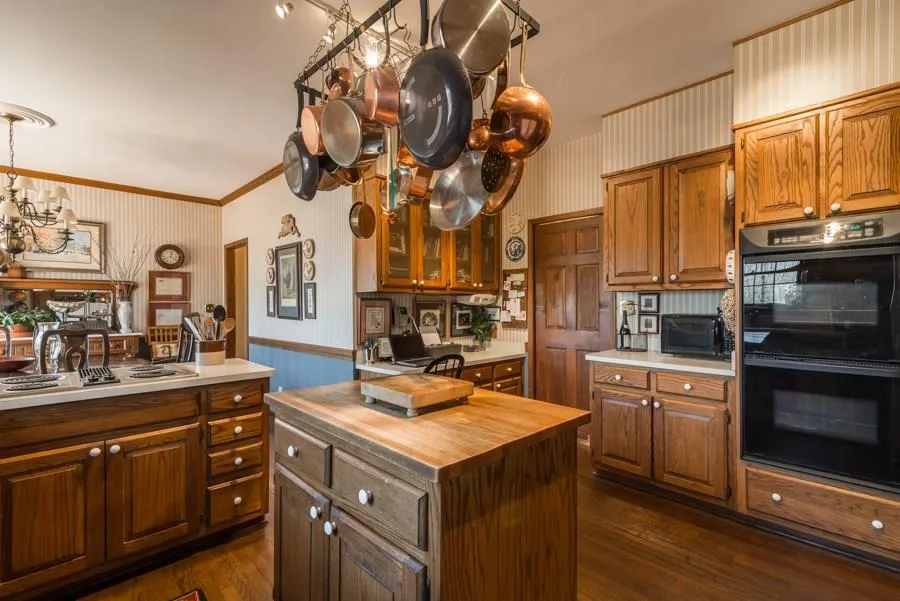 20 Glen Oaks Drive, Atlanta, Georgia 30327, 5 Bedrooms Bedrooms, ,4 BathroomsBathrooms,Residential,Sold,20 Glen Oaks Drive,5771665