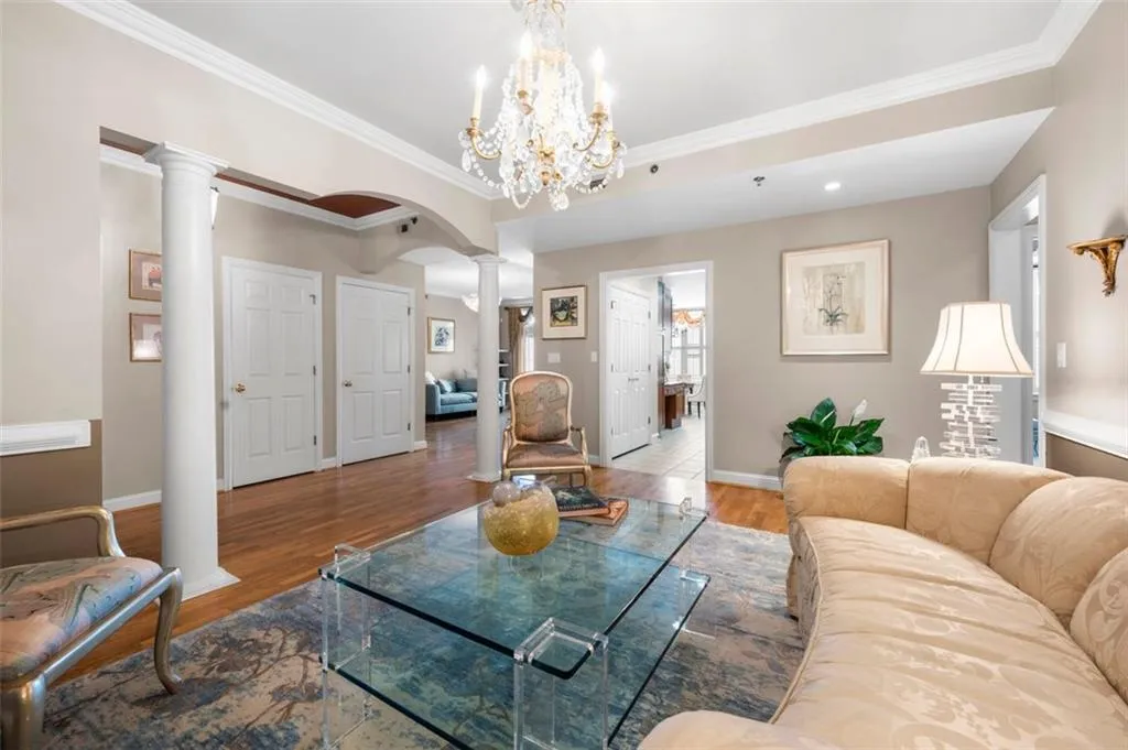 1735 Peachtree Street Ne Unit 316, Atlanta, Georgia 30309, 2 Bedrooms Bedrooms, ,2 BathroomsBathrooms,Residential,For Sale,1735 Peachtree Street Ne Unit 316,7590022