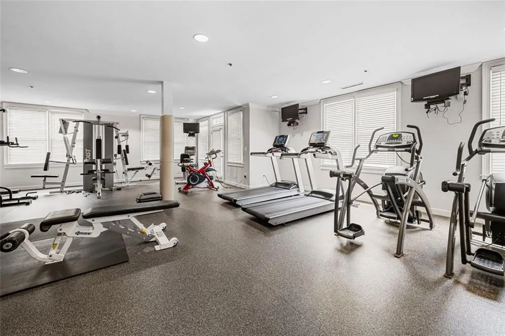1735 Peachtree Street Ne Unit 316, Atlanta, Georgia 30309, 2 Bedrooms Bedrooms, ,2 BathroomsBathrooms,Residential,For Sale,1735 Peachtree Street Ne Unit 316,7590022