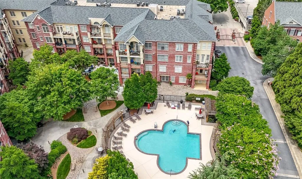 1735 Peachtree Street Ne Unit 316, Atlanta, Georgia 30309, 2 Bedrooms Bedrooms, ,2 BathroomsBathrooms,Residential,For Sale,1735 Peachtree Street Ne Unit 316,7590022
