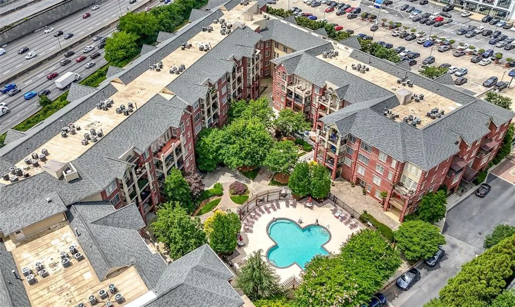 1735 Peachtree Street Ne Unit 316, Atlanta, Georgia 30309, 2 Bedrooms Bedrooms, ,2 BathroomsBathrooms,Residential,For Sale,1735 Peachtree Street Ne Unit 316,7590022