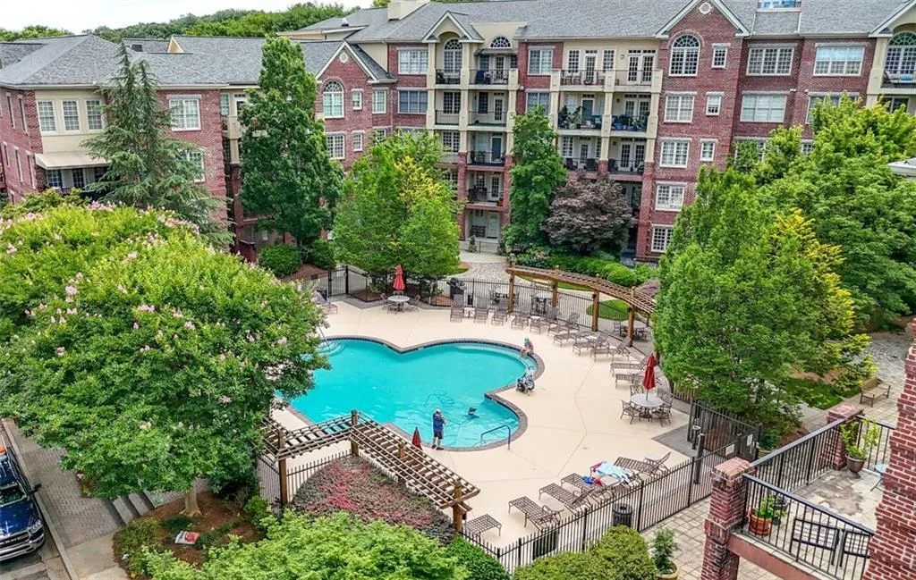 1735 Peachtree Street Ne Unit 316, Atlanta, Georgia 30309, 2 Bedrooms Bedrooms, ,2 BathroomsBathrooms,Residential,For Sale,1735 Peachtree Street Ne Unit 316,7590022