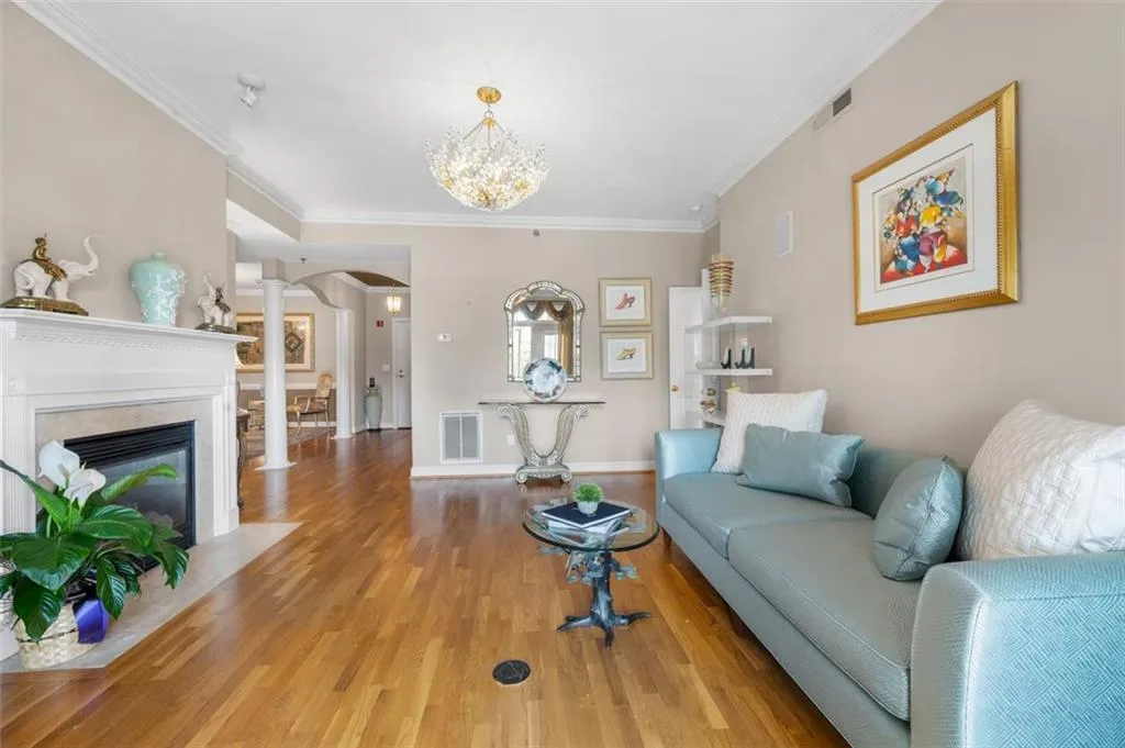 1735 Peachtree Street Ne Unit 316, Atlanta, Georgia 30309, 2 Bedrooms Bedrooms, ,2 BathroomsBathrooms,Residential,For Sale,1735 Peachtree Street Ne Unit 316,7590022