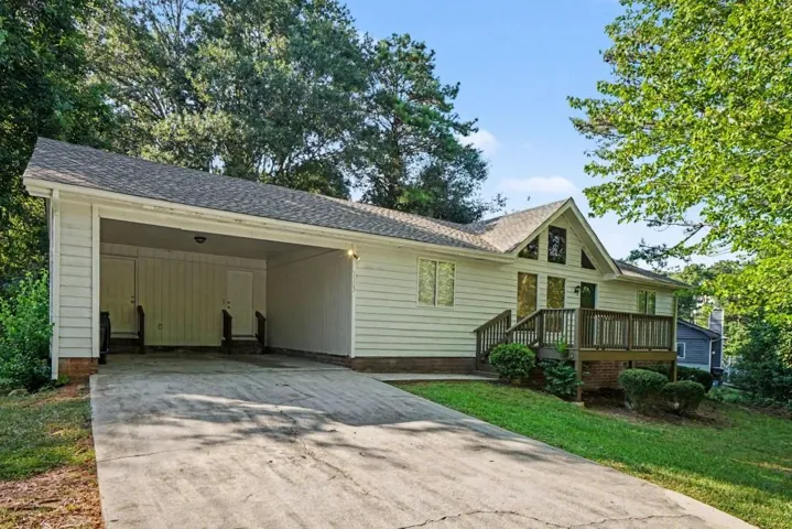 3503 Warwick Way, Snellville, Georgia 30039