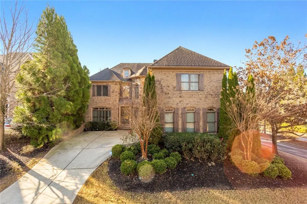7938 Stratford Lane, Sandy Springs, Georgia 30350, 5 Bedrooms Bedrooms, ,5 BathroomsBathrooms,Residential,Sold,7938 Stratford Lane,7033914