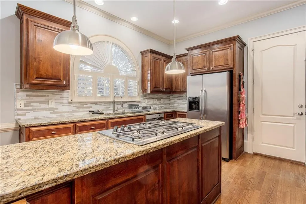 7938 Stratford Lane, Sandy Springs, Georgia 30350, 5 Bedrooms Bedrooms, ,5 BathroomsBathrooms,Residential,Sold,7938 Stratford Lane,7033914