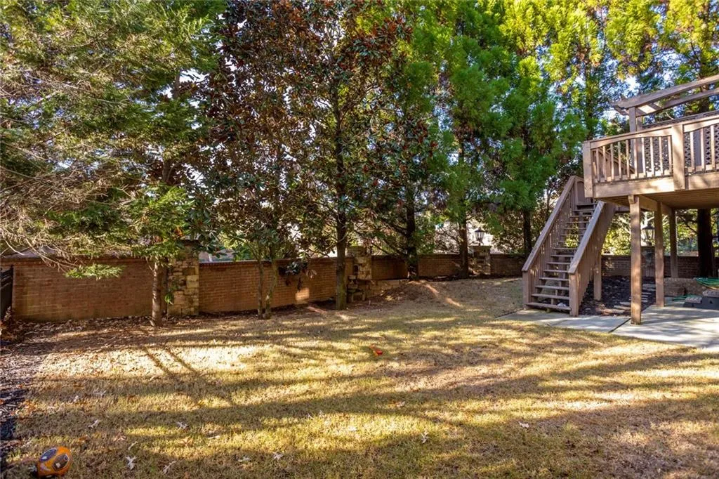 7938 Stratford Lane, Sandy Springs, Georgia 30350, 5 Bedrooms Bedrooms, ,5 BathroomsBathrooms,Residential,Sold,7938 Stratford Lane,7033914