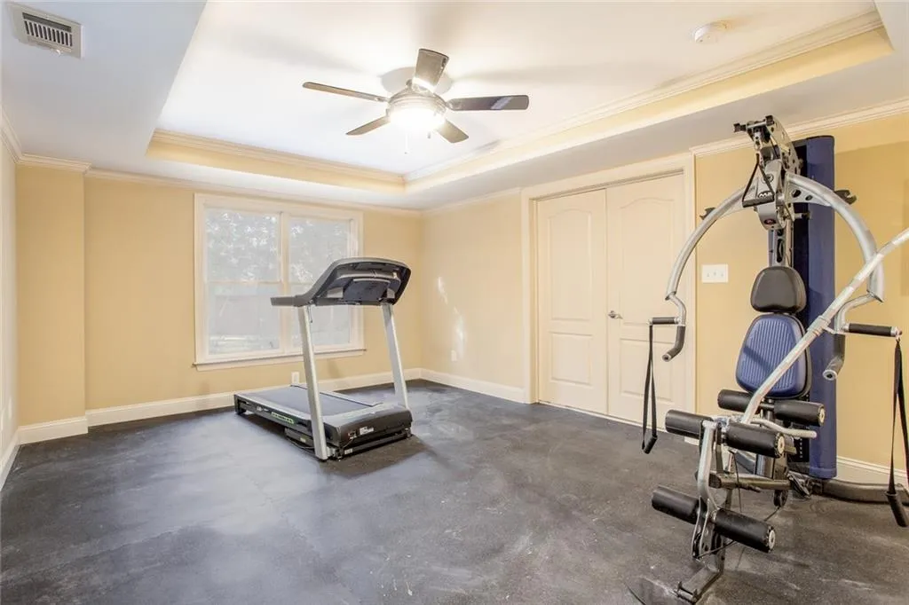 7938 Stratford Lane, Sandy Springs, Georgia 30350, 5 Bedrooms Bedrooms, ,5 BathroomsBathrooms,Residential,Sold,7938 Stratford Lane,7033914