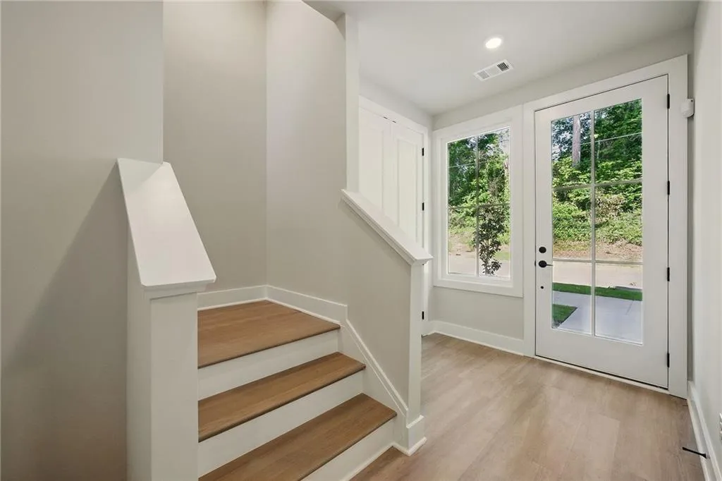 private entrance to guest suite/office